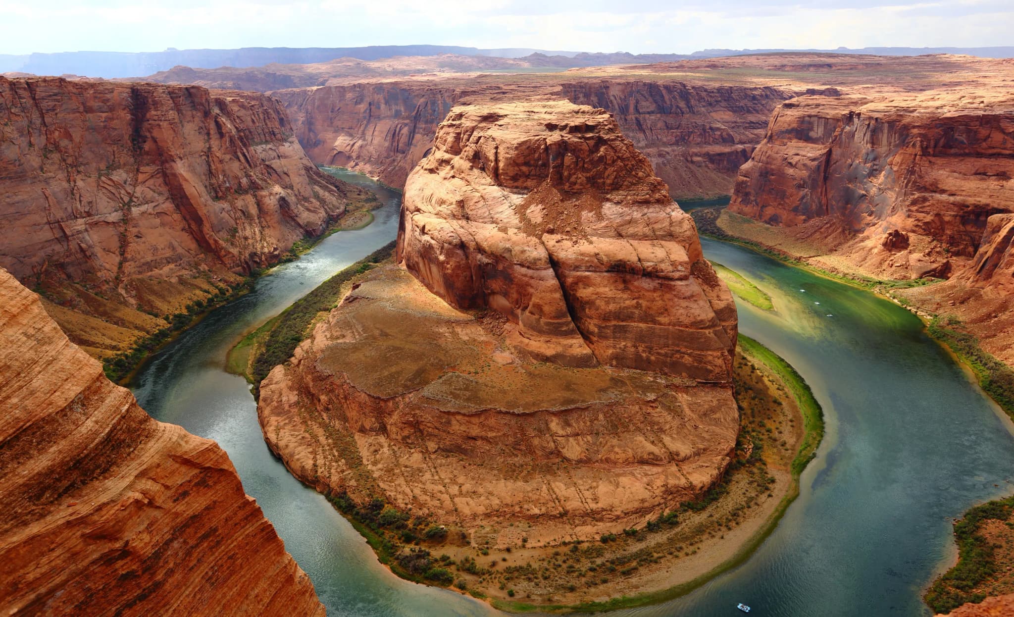  Explore the Surreal Beauty of Antelope Canyon & Horseshoe Bend