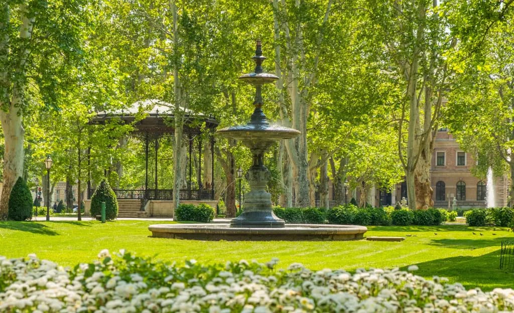 Zrinjevac Park & Green Horseshoe - Zagreb, Croatia